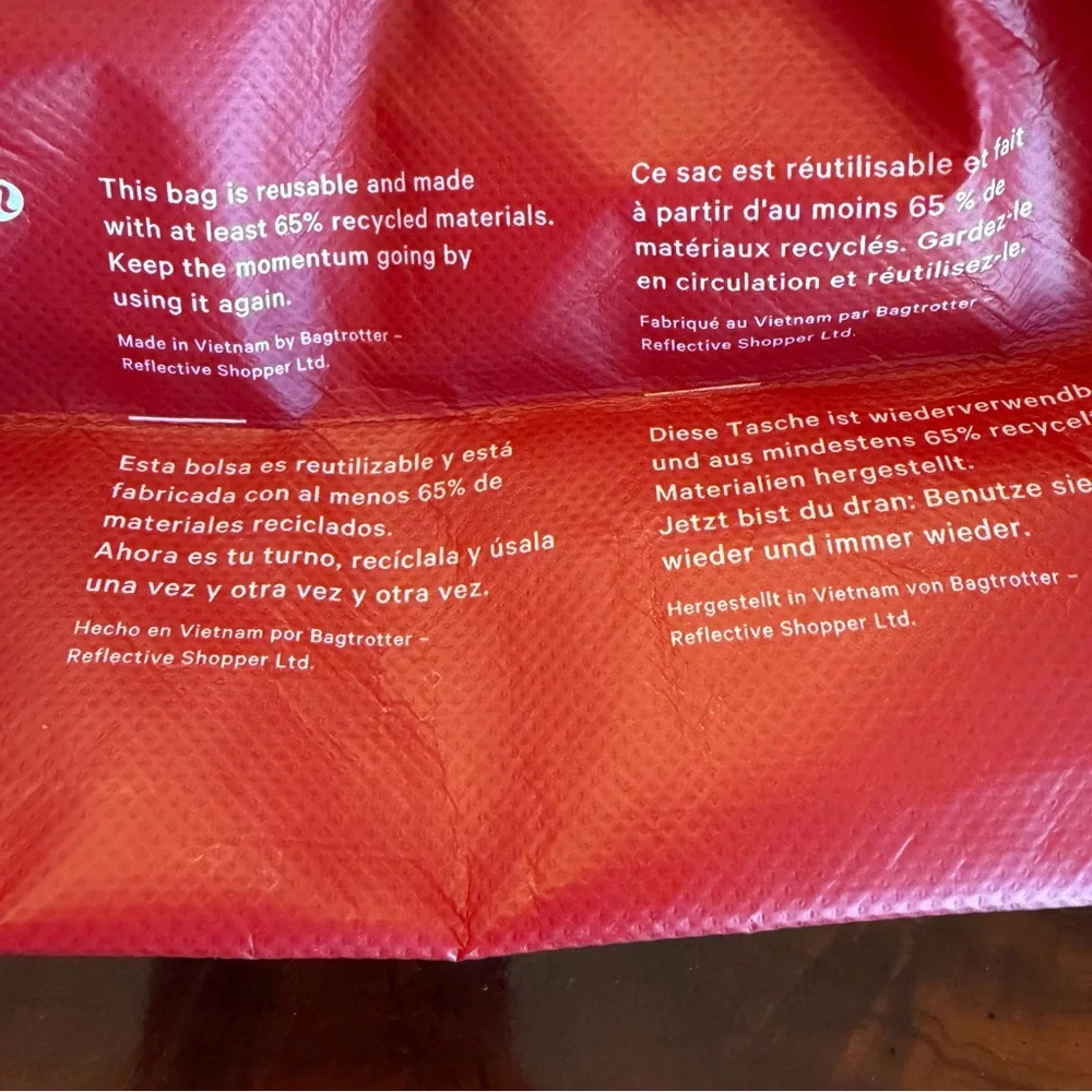 NEW Lululemon Large Reusable Shopper Bag Red Logo Print